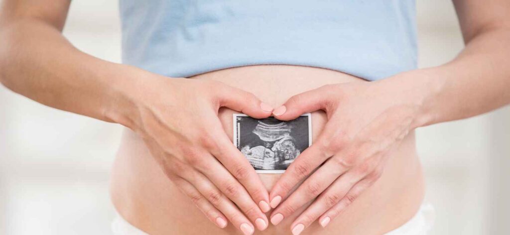 The Baby Bump & Beyond: What You Need to Know During Your Early Pregnancy Months